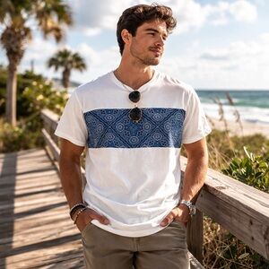 Reyn Spooner Women's Bandana Print Panel T-Shirt White Blue Cotton Size Large